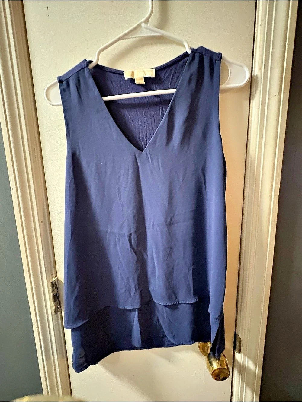Michael Kors Sleeveless V-Neck Blouse in Blue Size Small